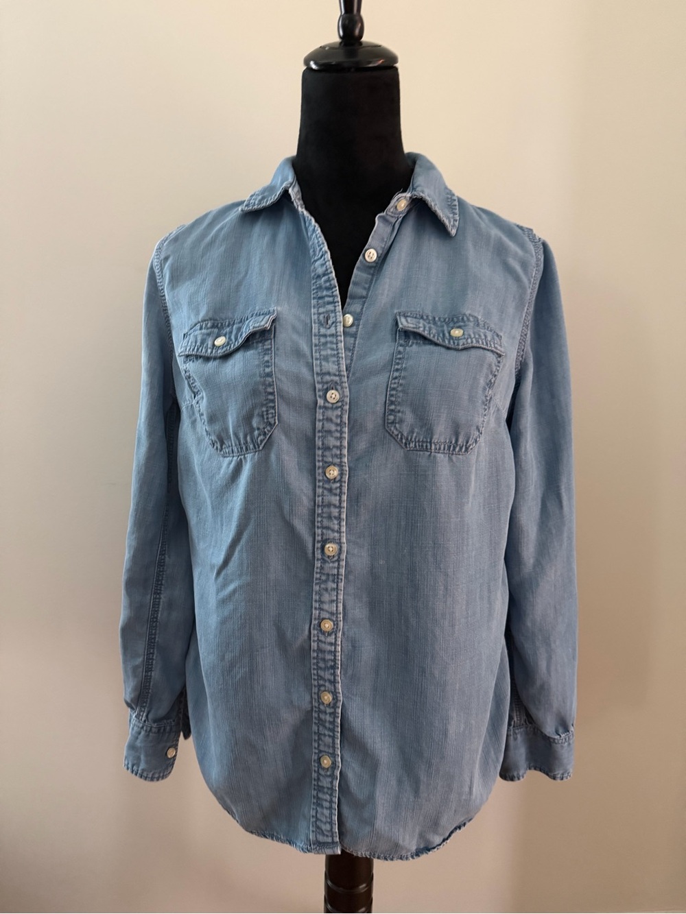 Talbots Light Blue Chambray Button-Up Shirt -Super Soft Women’s XS